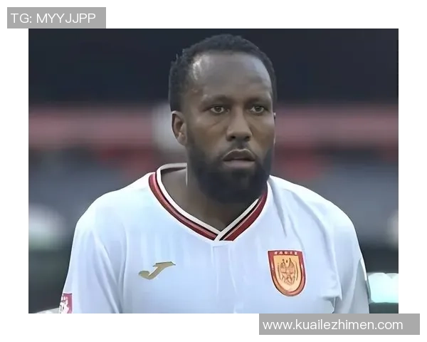 巴西队9号国脚中锋成重庆铜梁龙冲超后首签！将跟费南多一同伙伴出战，值得等待